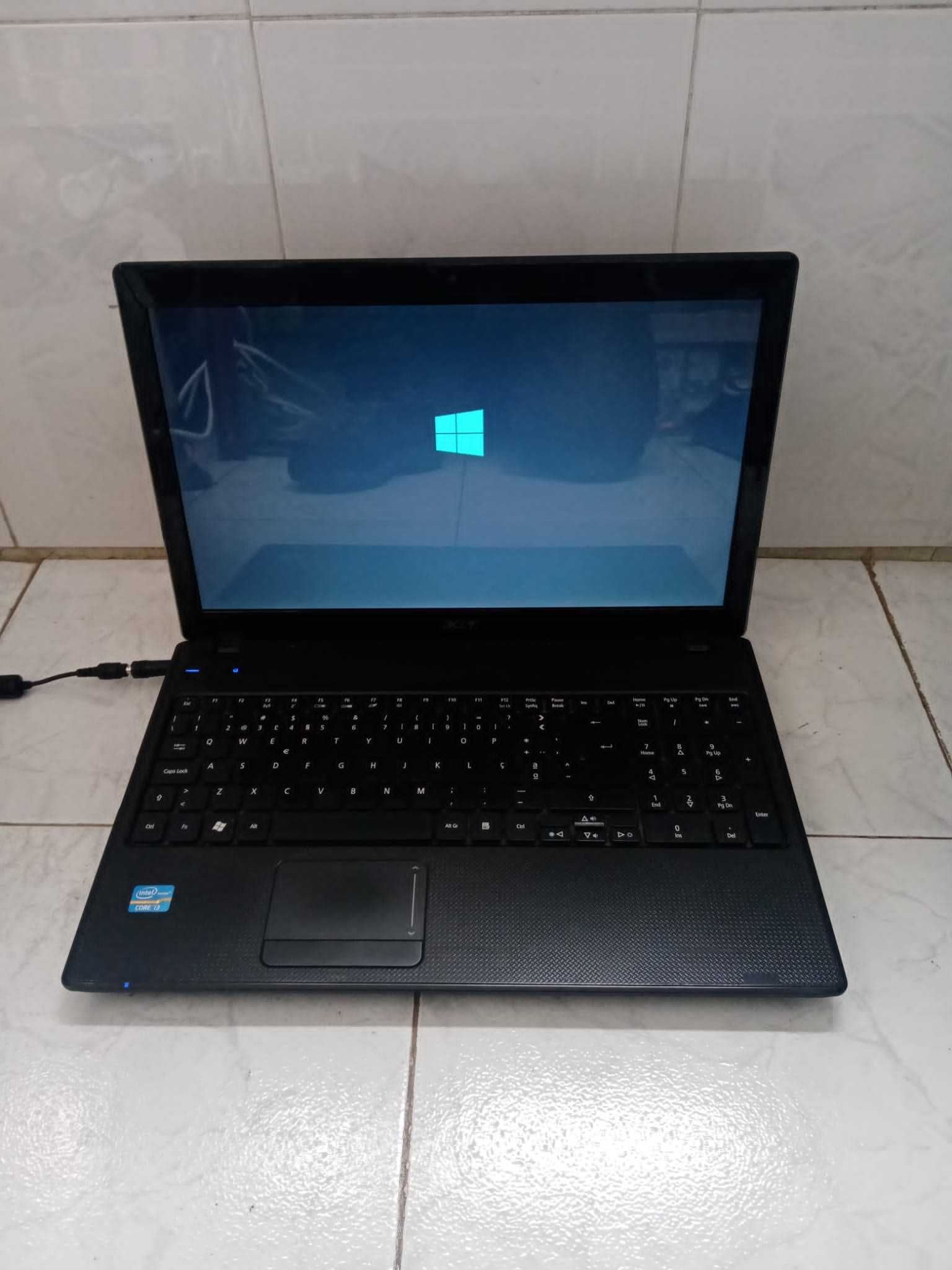 Portátil i3 Acer Aspire 5742