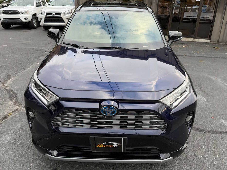 Toyota RAV4 Hybrid      2019