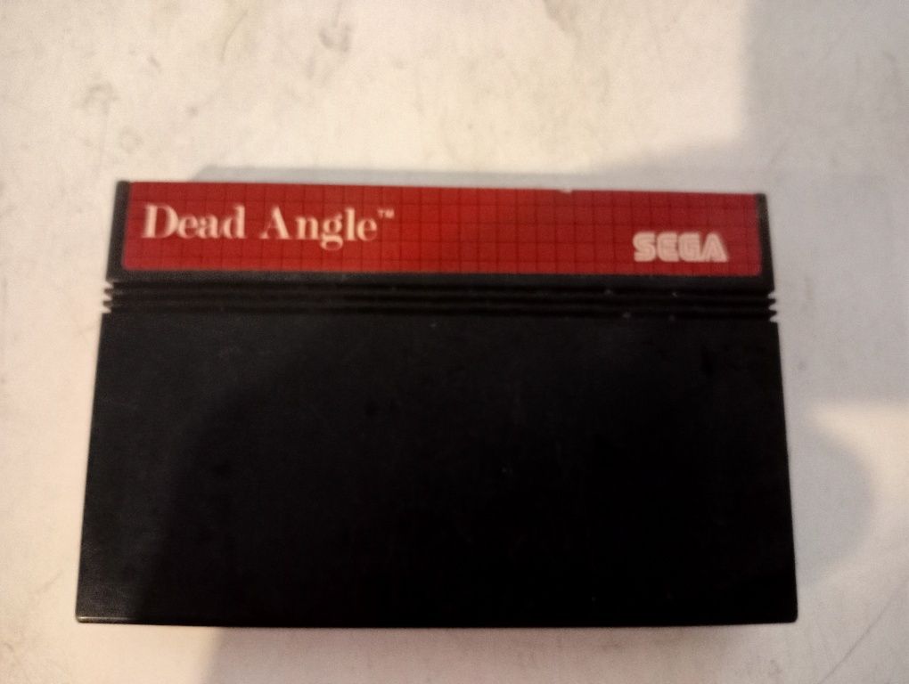Jogos antigos 007 e Dead Angle