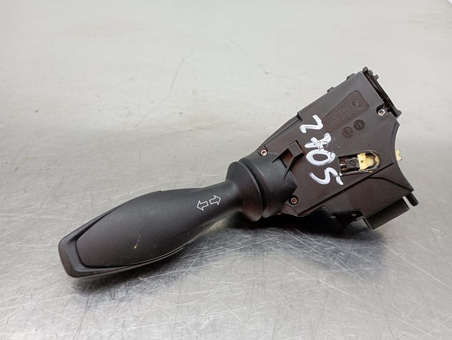 Manípulo pisca-pisca FORD Fiesta VI (CB1, CCN)