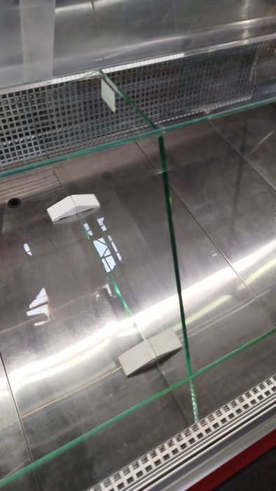 Витрина холодильная Универсальная UBC. 1.6 и 2.0.метр 2020.г/в