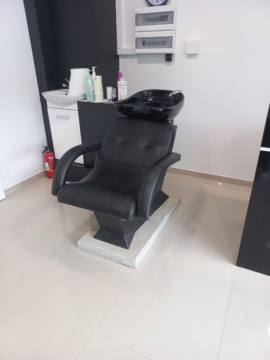 Lokal Salon Fryzjerski Barber Urządzony Wyposażony  Pabianice Podleśna