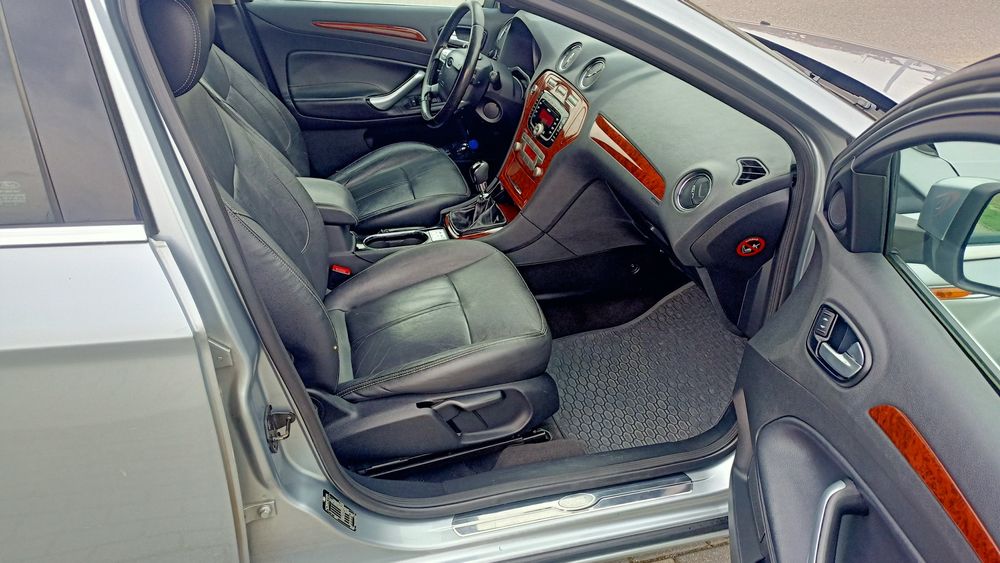 Ford Mondeo MK4 2.0 TDCI GHIA Kombi