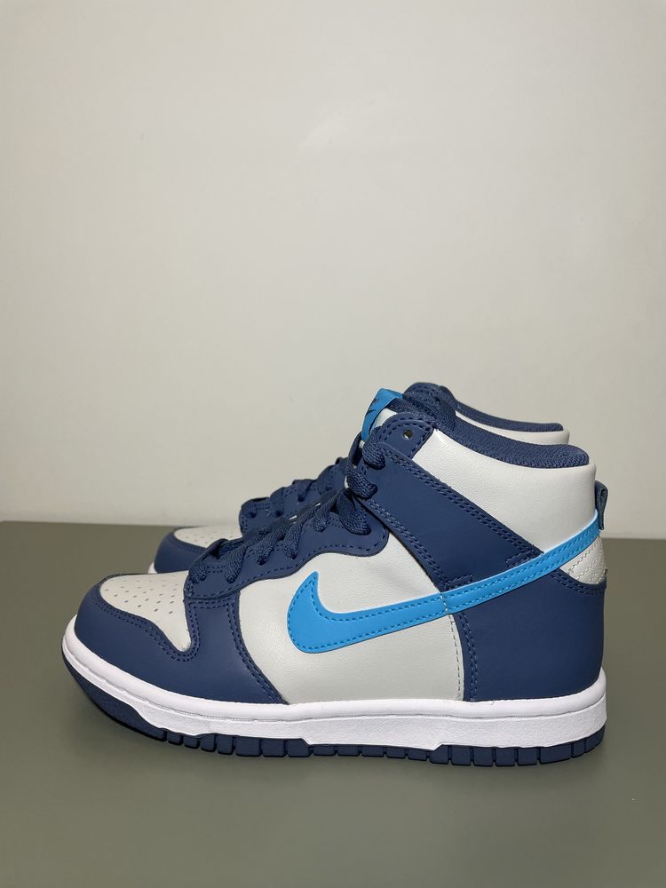 Nike Dunk High Light Bone Diffused Blue