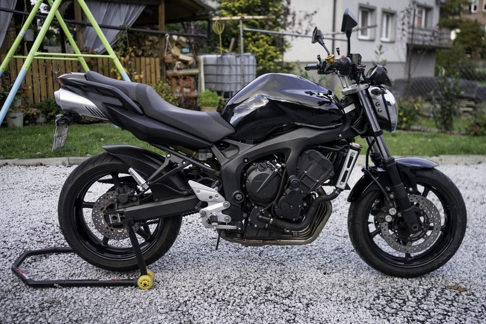 Yamaha FZ6 Sprzedam motocykl marki Yamaha FZ6n