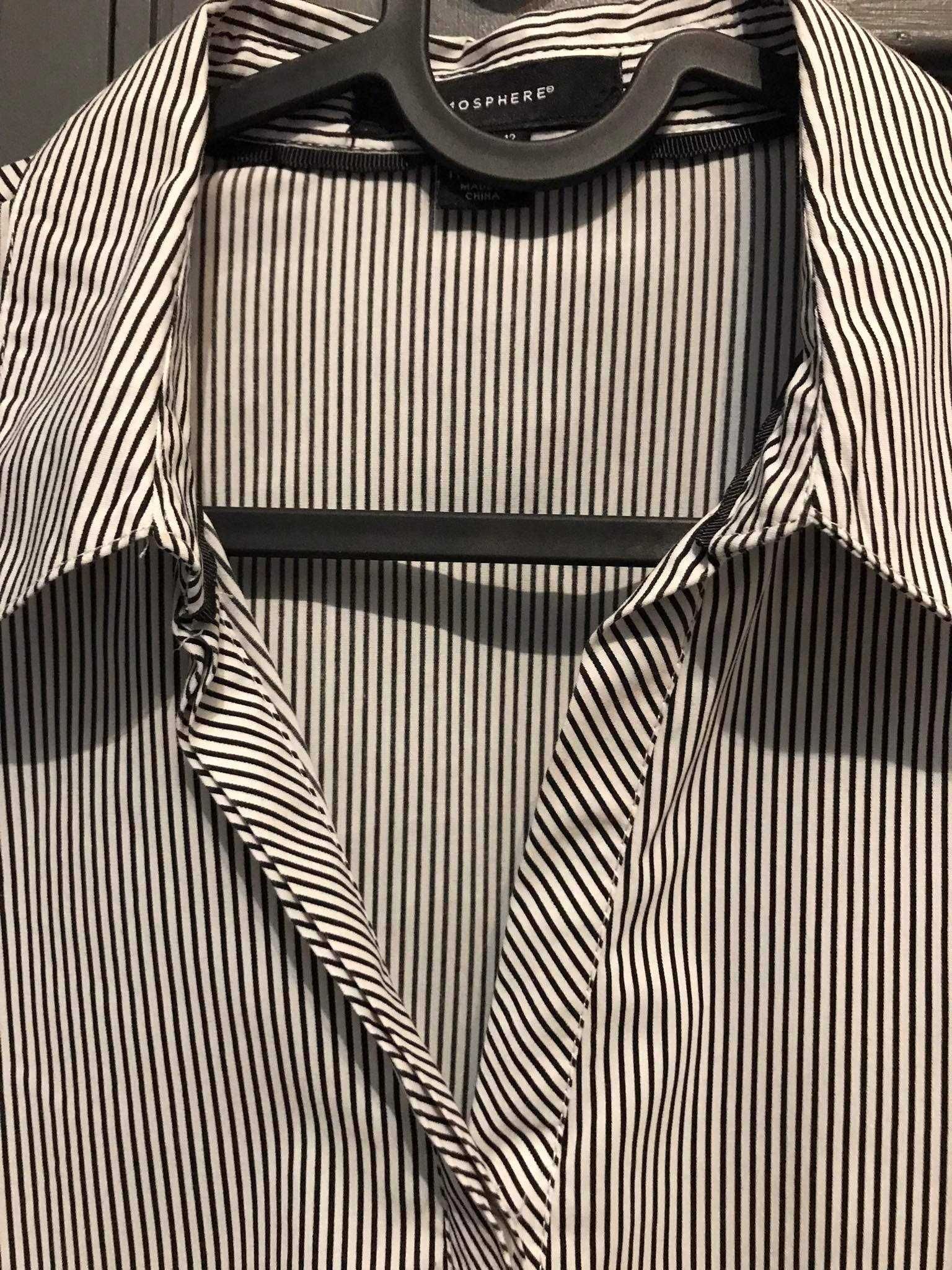 Camisa às riscas
