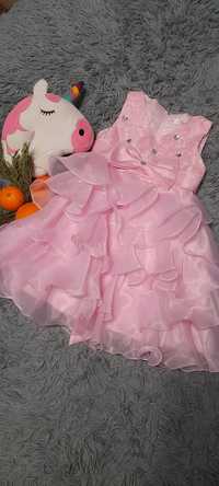 Нарядная святкова рожева сукня
