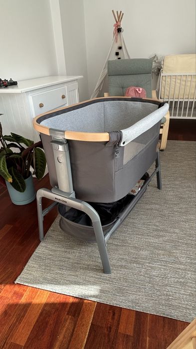 Maxi cosi Iora next to me