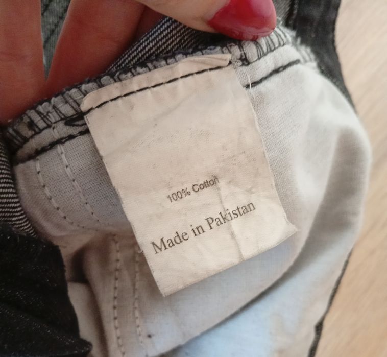 Czarne jeansy dzwony z kieszeniami, rozmiar XS