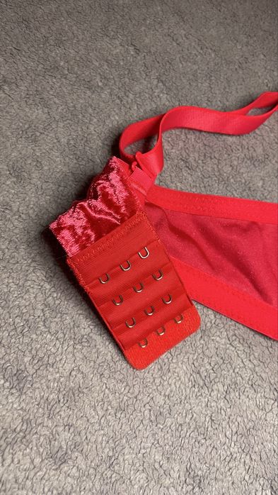 Бюстгалтер велюровый фуксія