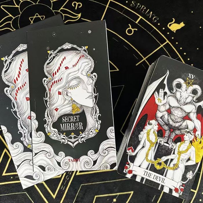 Нові Карти таро Secret Mirror
