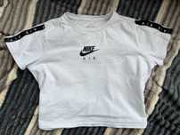 жіночий топ nike