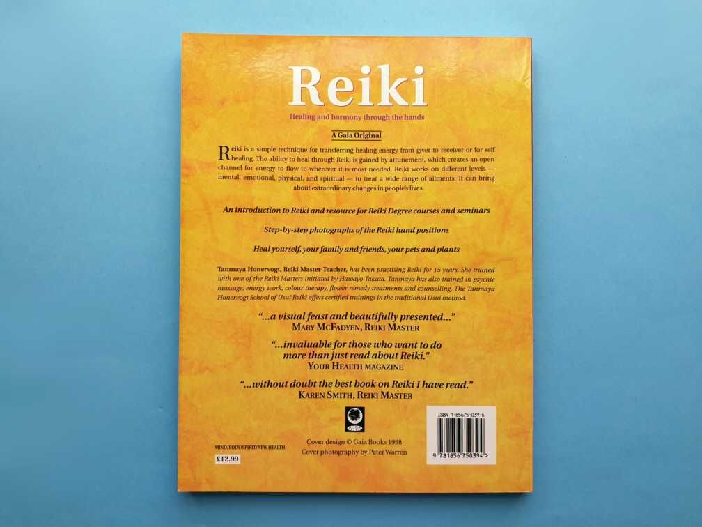 Livro "Reiki - Healing and Harmony Through the Hands"