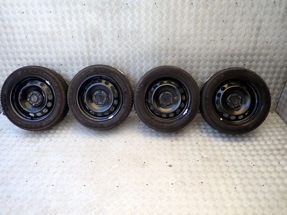 KOŁA FELGI STALOWE VW  6,5JX16  ET 46  5X112 5Q0601027 M/P Z OPONĄ ZIMA 205/55/16