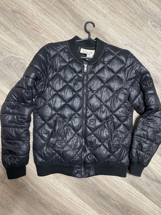 Жіноча демісезонна куртка