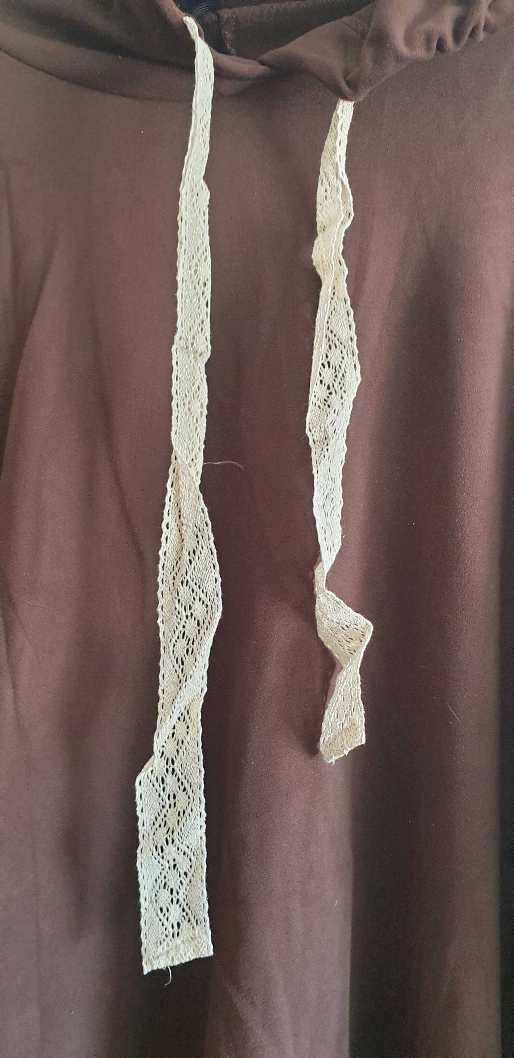 Vestido polar com capuz