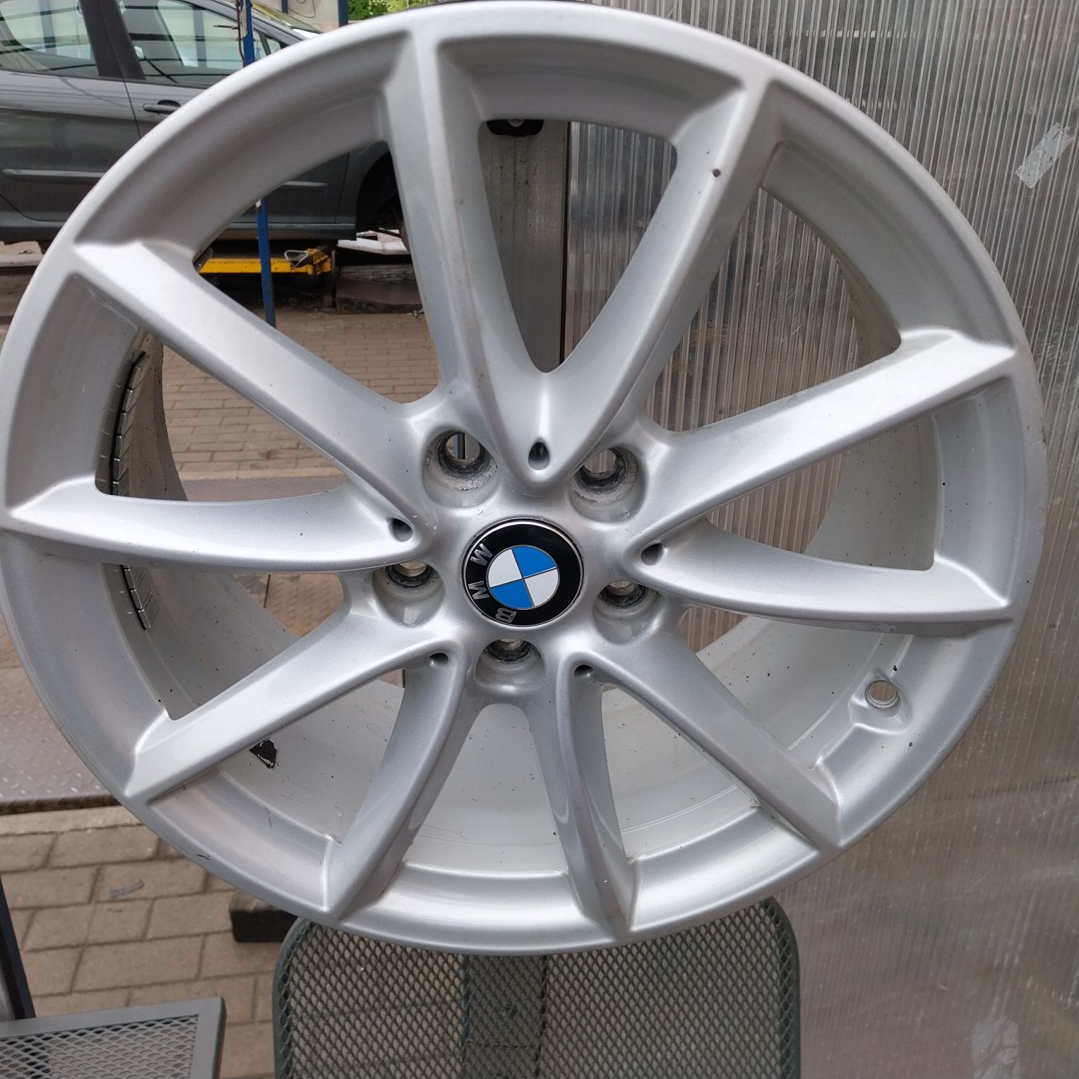 Oryginalne Felgi Aluminiowe BMW R17 5x112 7.5J ET 52