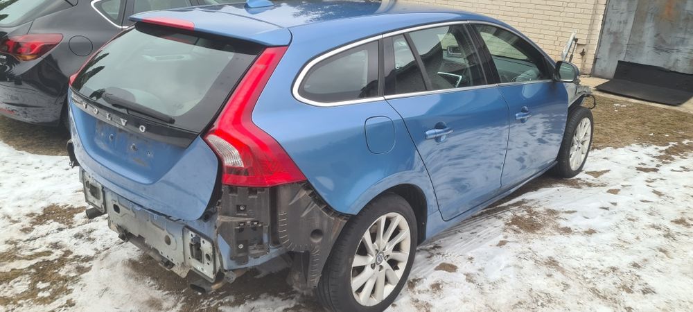 Klapa bagażnika 713-46 Volvo v60 l lift 13-18