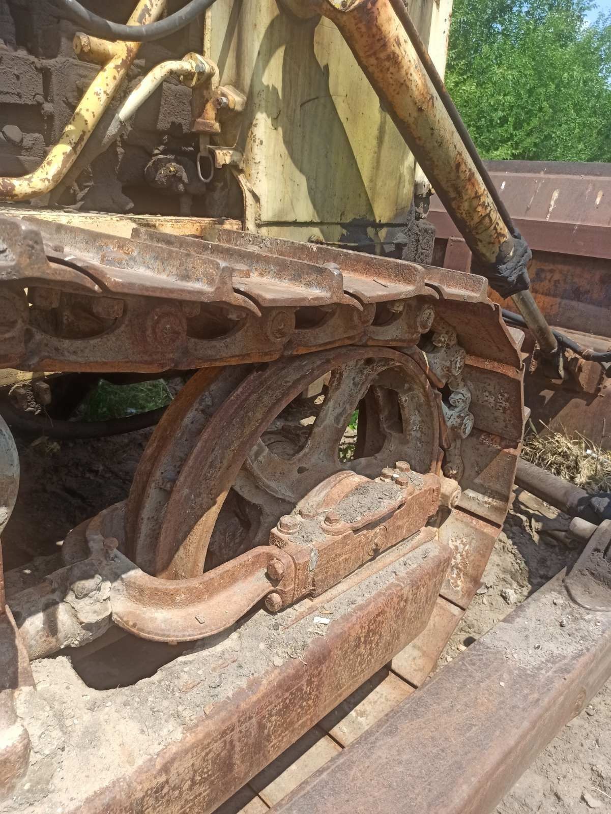 Продам бульдозер