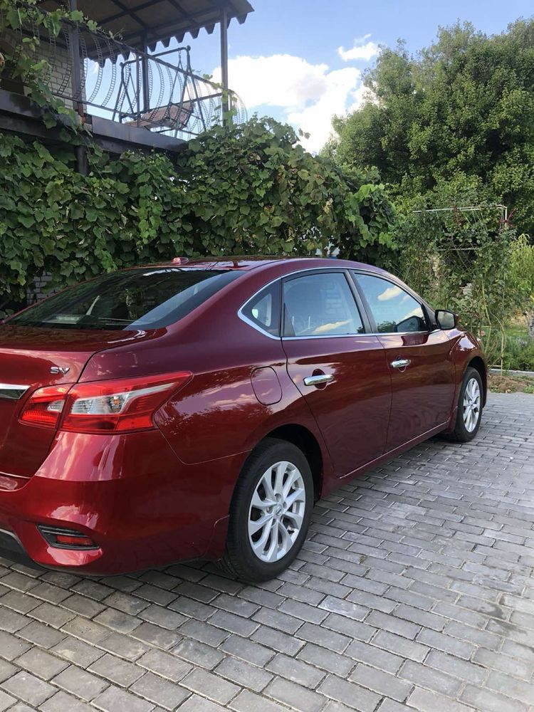 Nissan sentra 2019 в гарному стані.