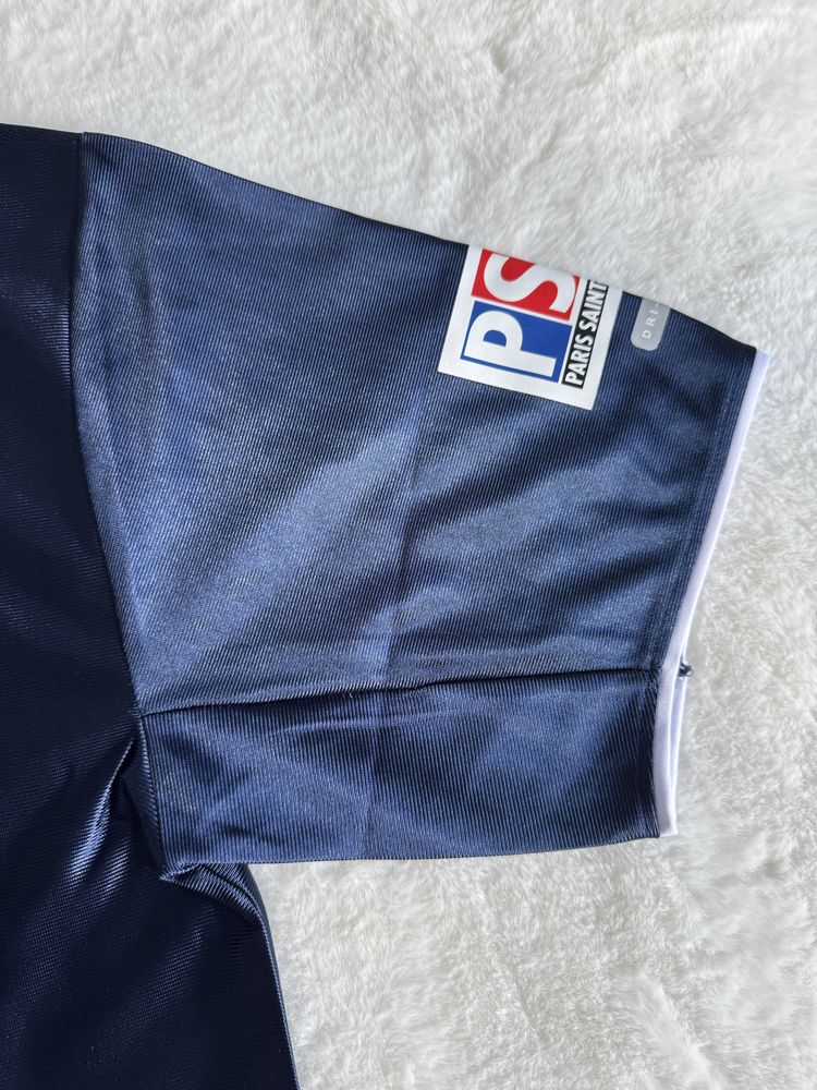 Camisola PSG Ronaldinho 21 - época 2002/03