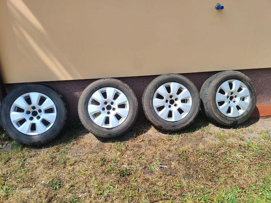 Felgi aluminiowe R16 oryginalne Audi