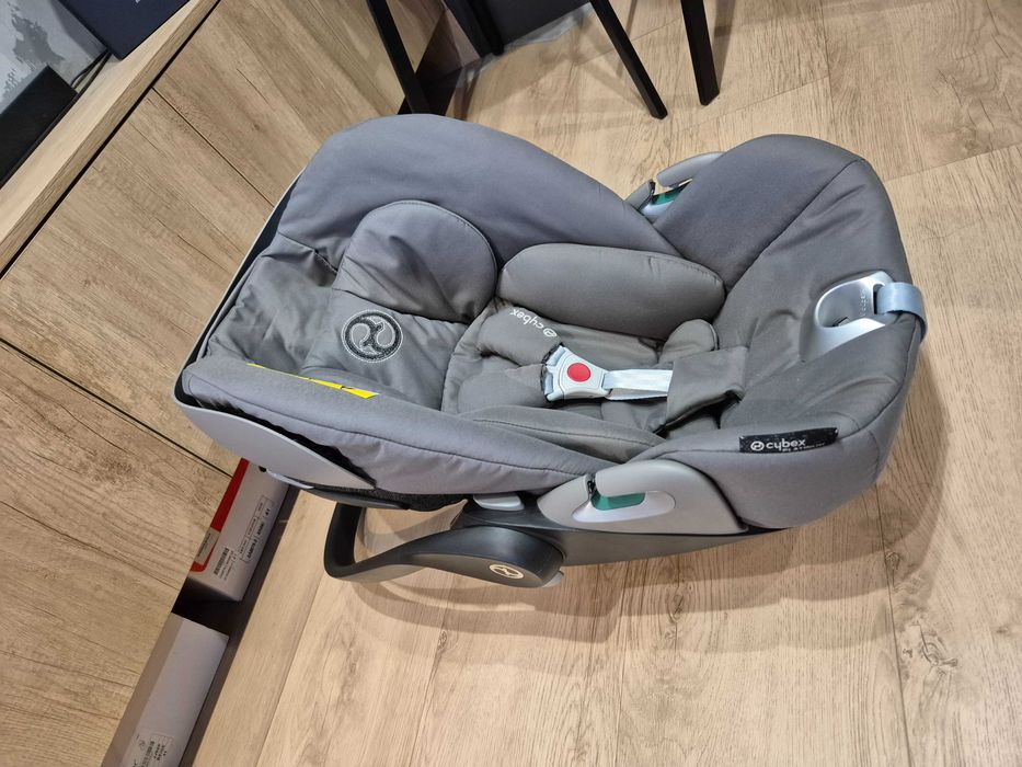 Cybex Cloud Z2 i-Size Soho Grey + baza obrotowa, adaptery do wózka