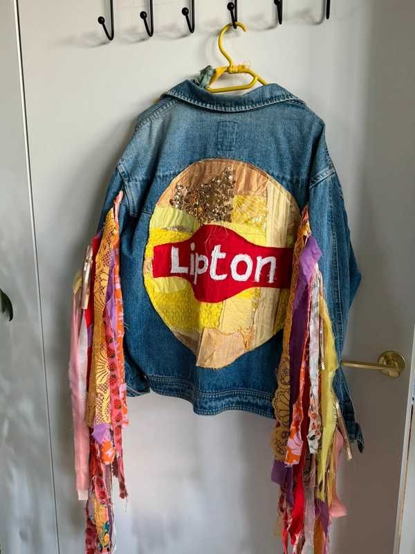 Customowa kurtka jeansowa Jackob Buczyński x Lipton - unikat