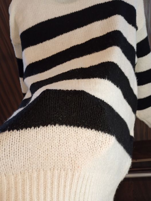 Светр-туніка,розмір М-L