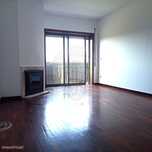 Apartamento T2 para arrendamento