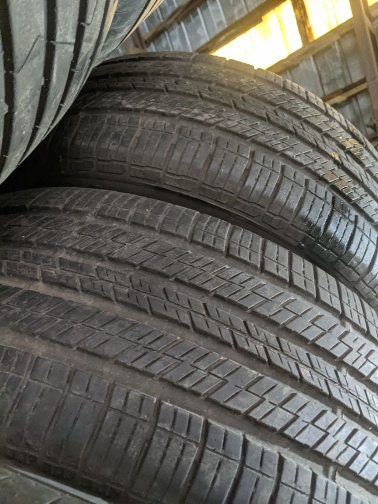 255/55R18 Continental