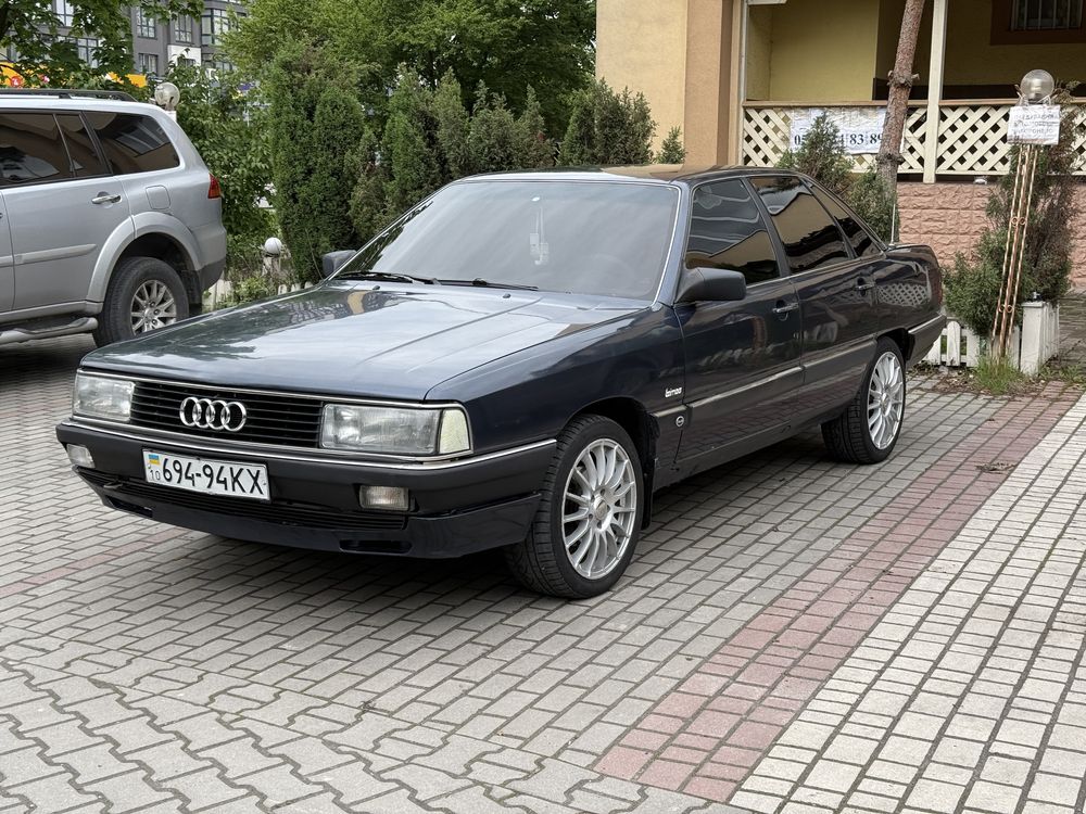 Продам Audi 200 2.2 turbo