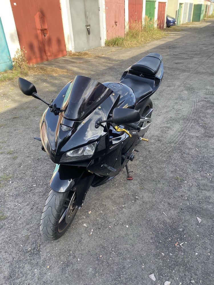 Honda CBR600RR PC37