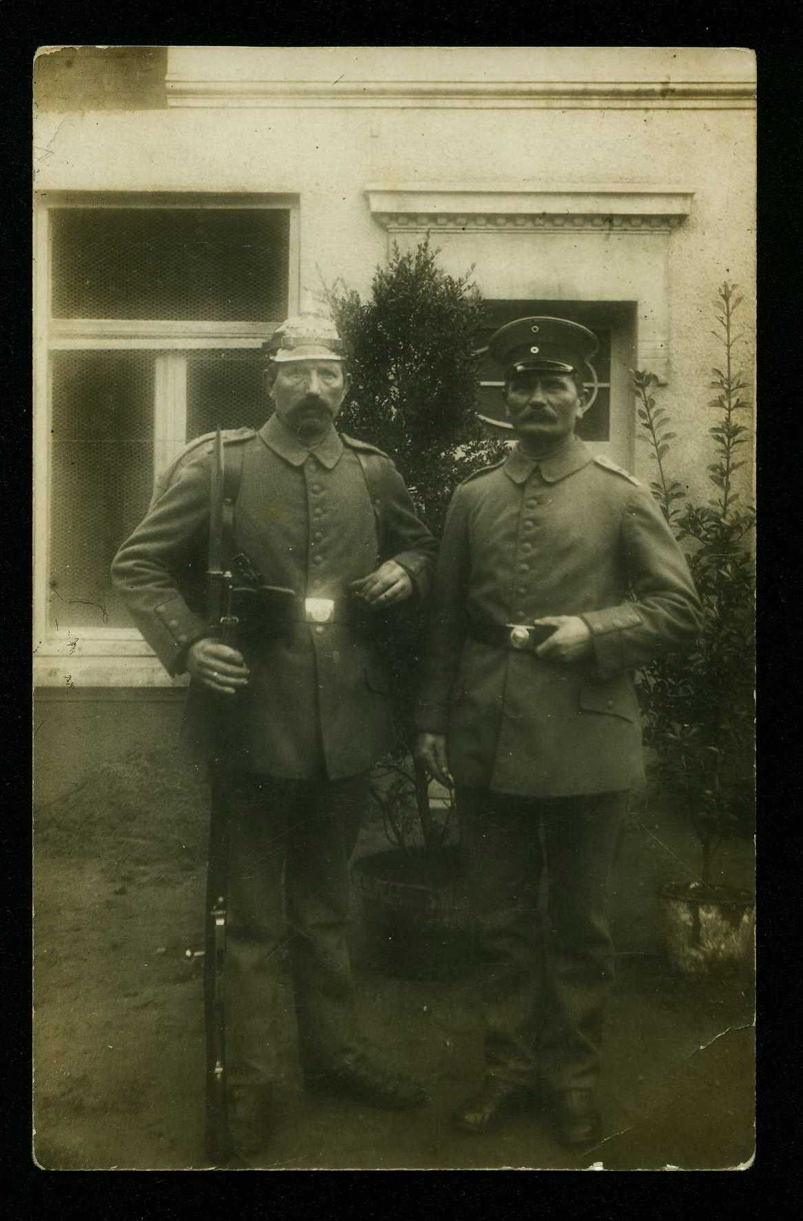 Dwaj niemieccy żołnierze. I wojna światowa.