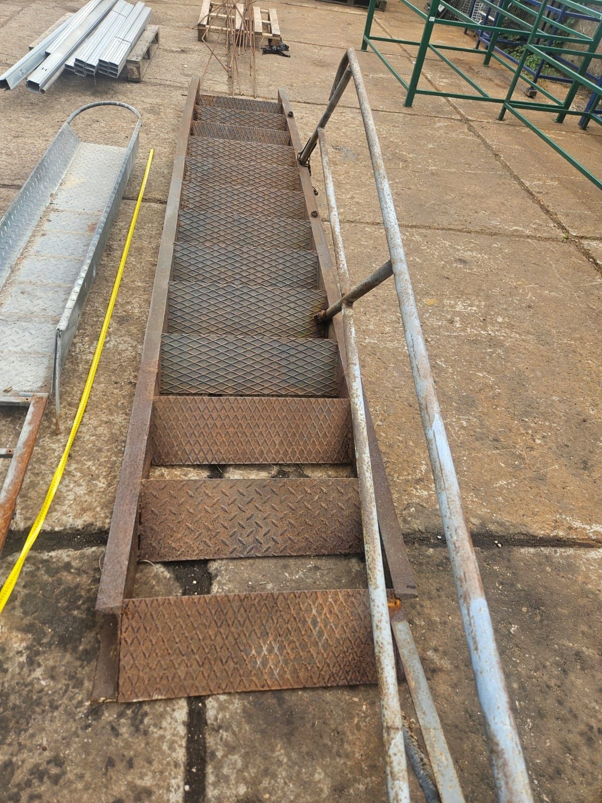 Schody metalowe 390cm
