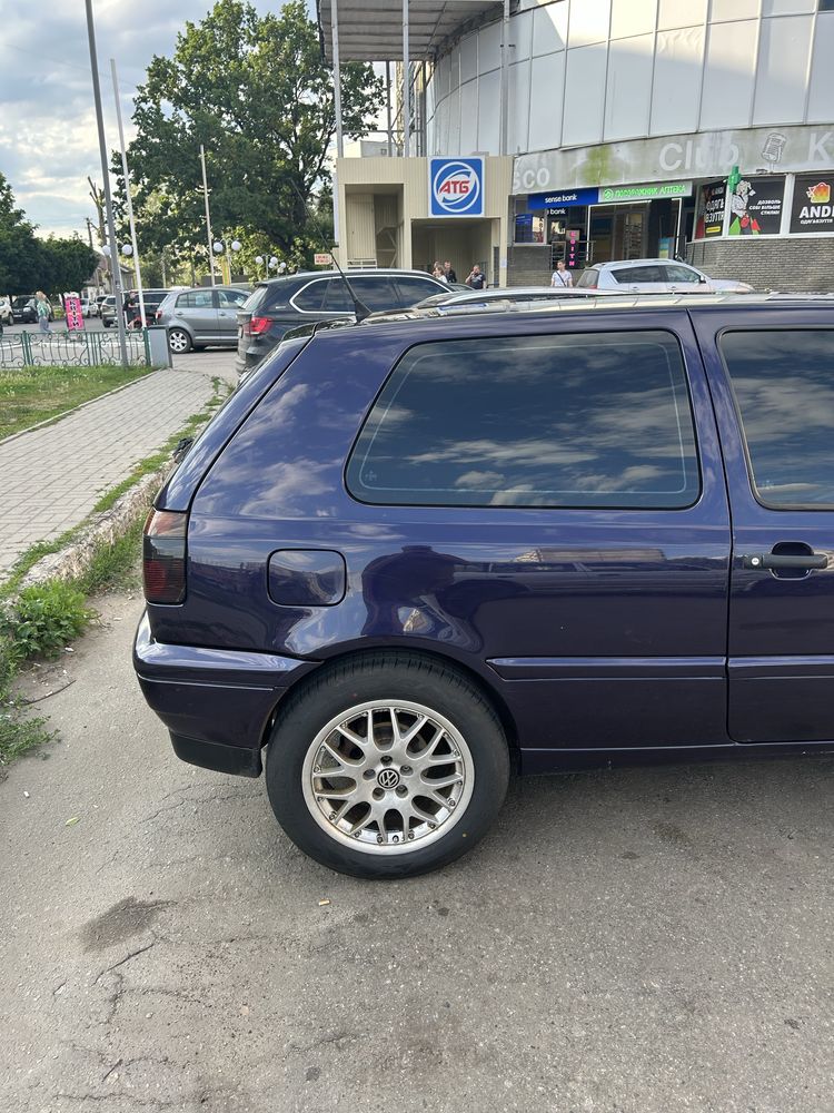 Volkswagen Golf 1995 III покоління/Тур 1Н • 1.6 МТ (101 к.с.)
