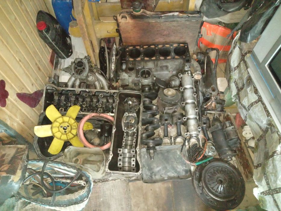 Продам мотор по запчасьх