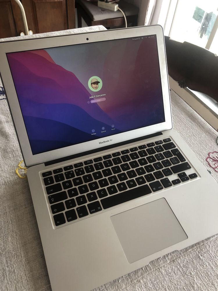 MacBook Air em ótimo estado