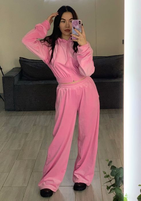 Велюровий костюм