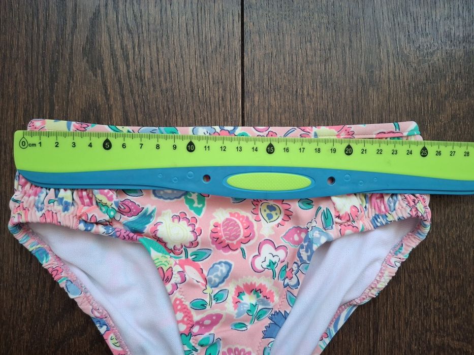 Купальник+панамка. Зріст 116-122см.