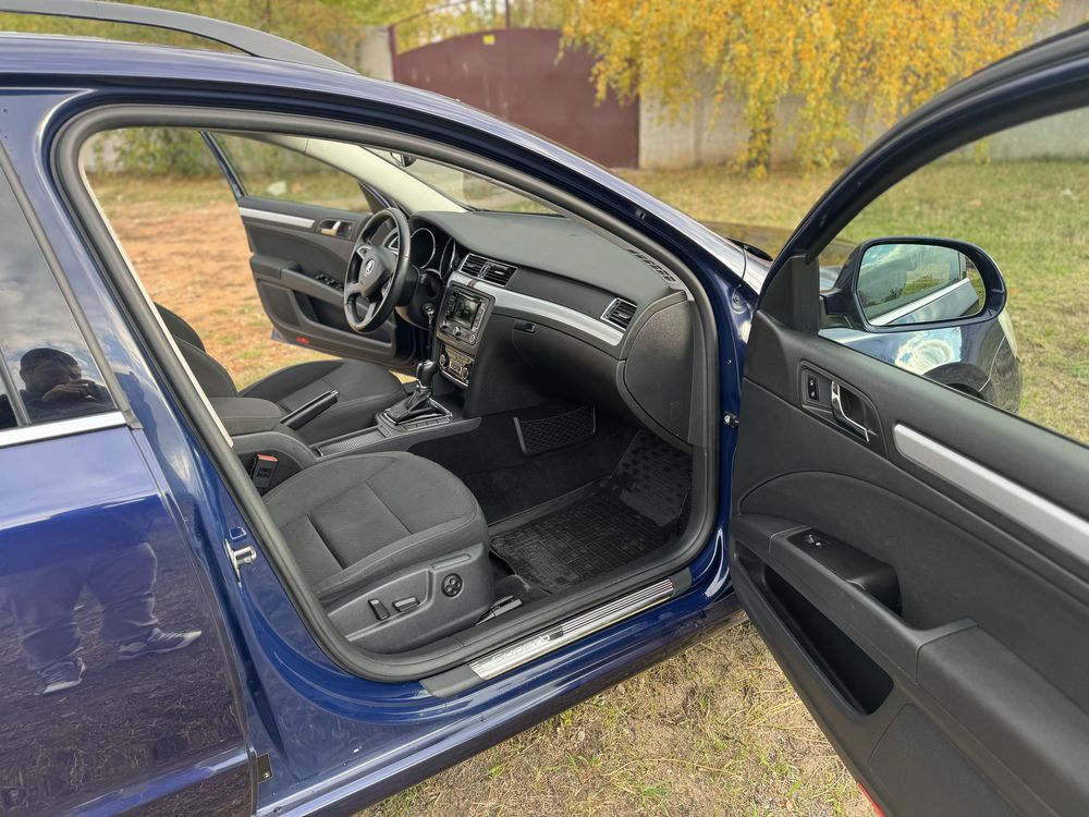 Продам Skoda superb 2014