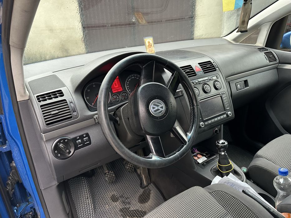 Продам сімейне авто.вкладень не потребує.