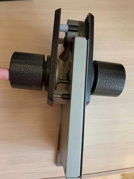 Електронний кодовий замок VLS