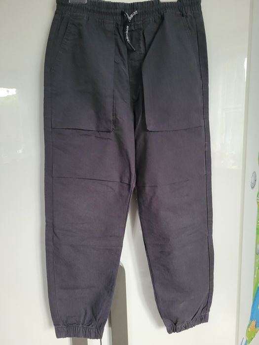 Nowe spodnie 152