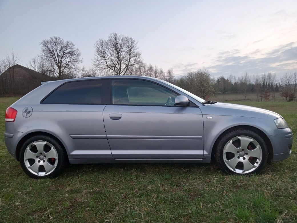 Audi A 3 1 4 Benzyna  Bezwypadkowy  Klimatronik