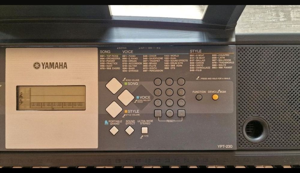 Синтезатор Yamaha ypt 230
