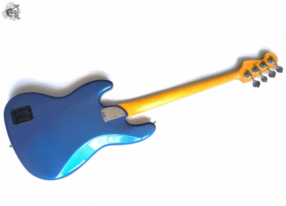 Новий Fender® American Ultra Jazz Bass® '2024 Cobra Blue w/case
