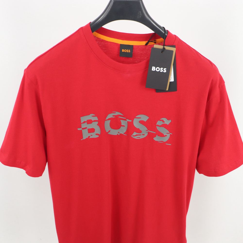 Чоловіча Футболка BOSS Red L / M в наявності