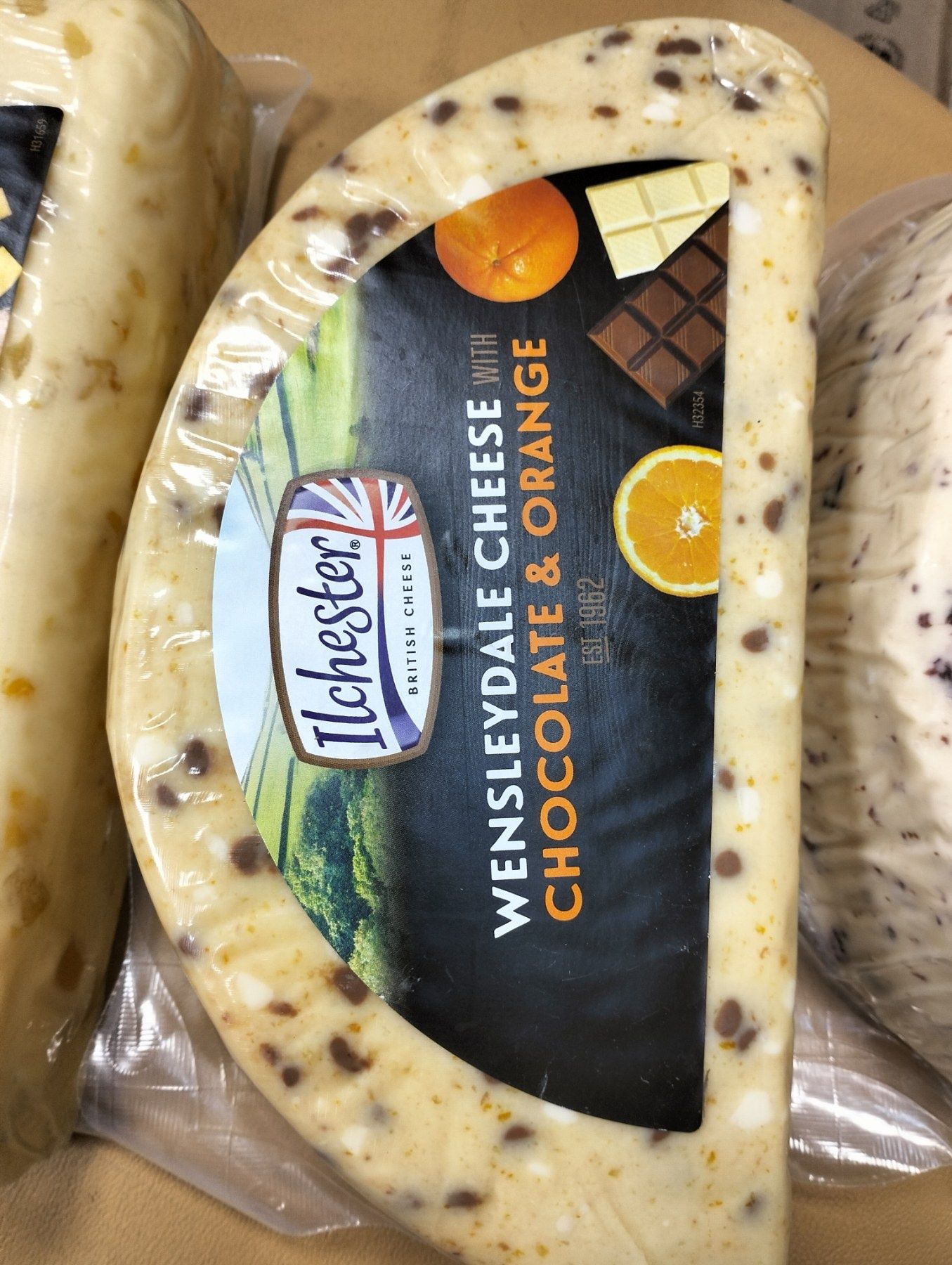 Сир Ilchester Wensleydale Манго, Журавлина, Апельсин