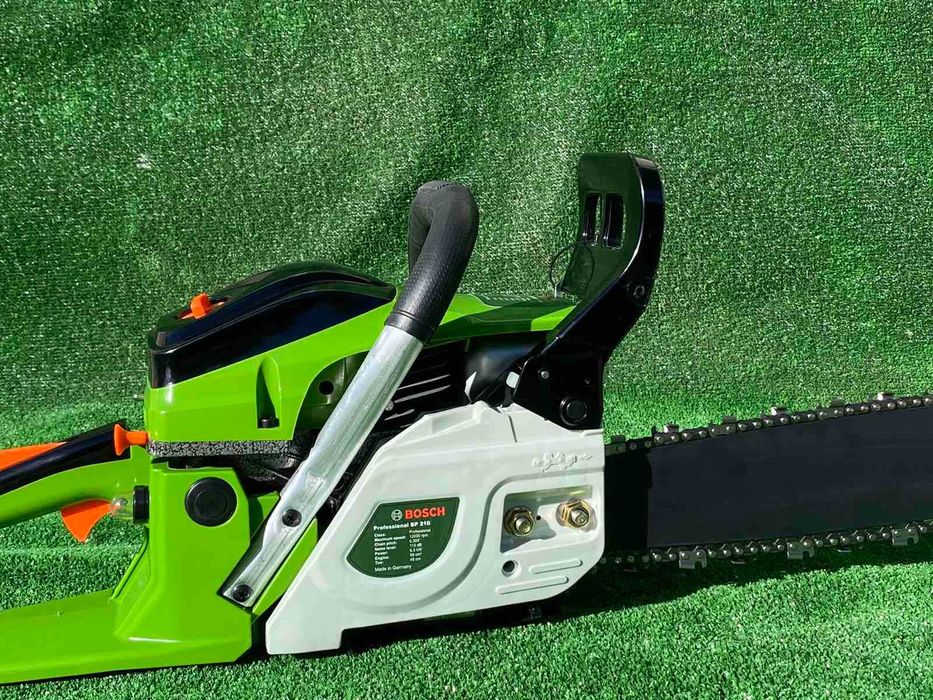 Потужна бензопила BOSCH BP 210 (2 шини 2 ланцюга 6.3 кВт)